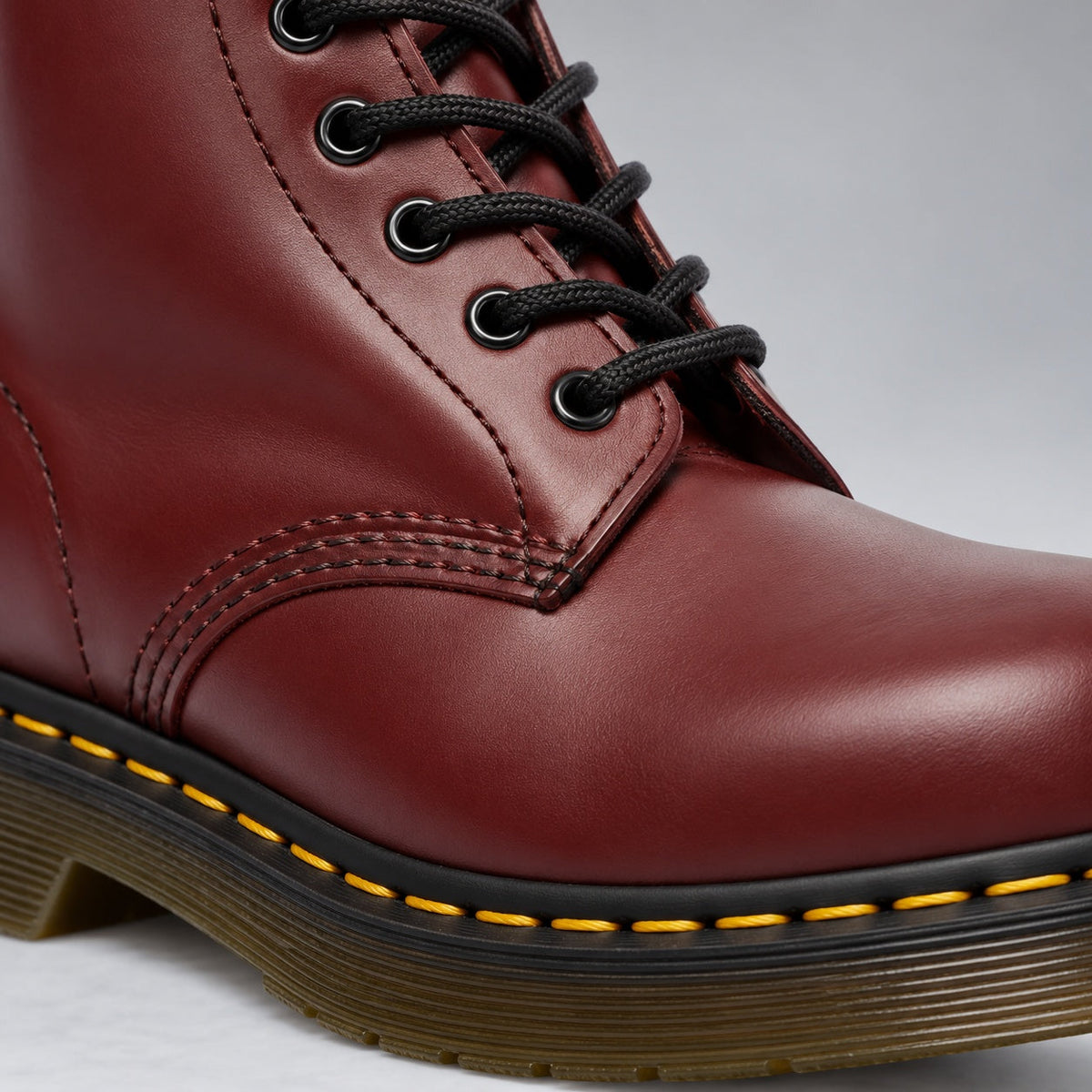 Marten -  Elegant women lace-up boot