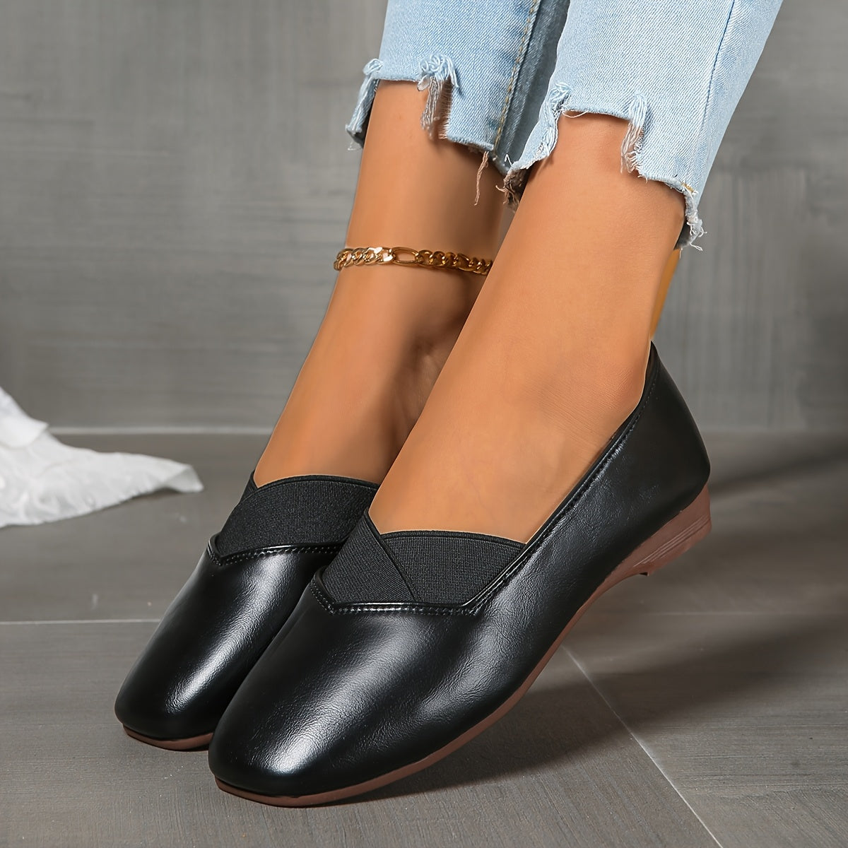 Delphine™ | Cross-Strap Square-Toe Flats